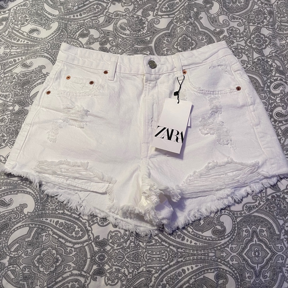 White Zara jean shorts